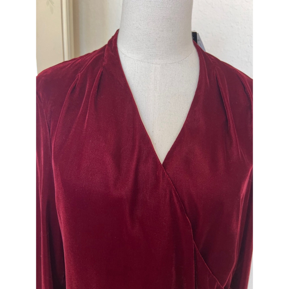 NWT Women's Lauren Ralph Lauren Blouse, Size 6, Burgundy - Picture 2 of 6